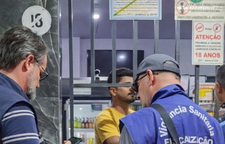 Fiscalização flagra irregularidades em bares e distribuidoras durante operação integrada em Goiâni